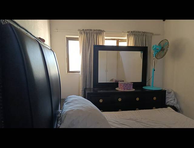 3 BEDROOM FLAT TO LET IN MOUNT EDGECOMBE